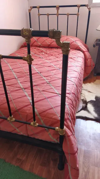 2 Camas Hierro Forjado Negro/Dorado