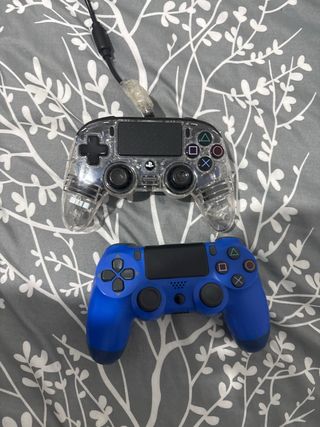 Consola Sony PS4 Slim Negra