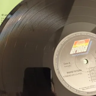 LP Vinilo Radio Futura - Veneno en la Piel