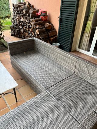 Divano 3 posti + poltroncina da terrazzo grigio