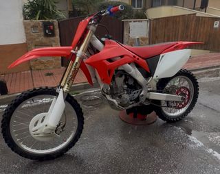 HONDA CRF 250 R