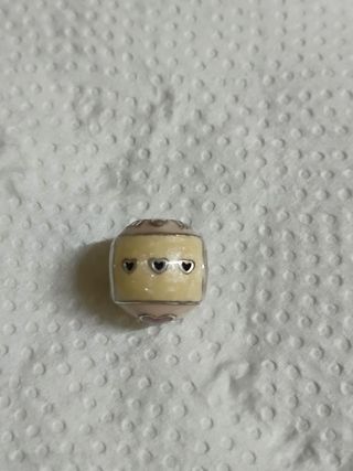 Charm Pandora Beige y Rosa