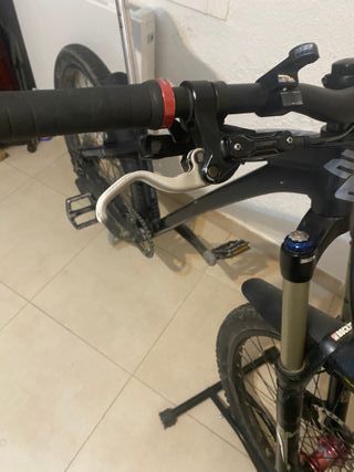 Bicicleta Dirt Jump/Enduro Ligera