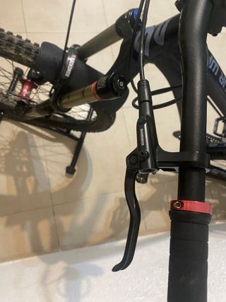 Bicicleta Dirt Jump/Enduro Ligera