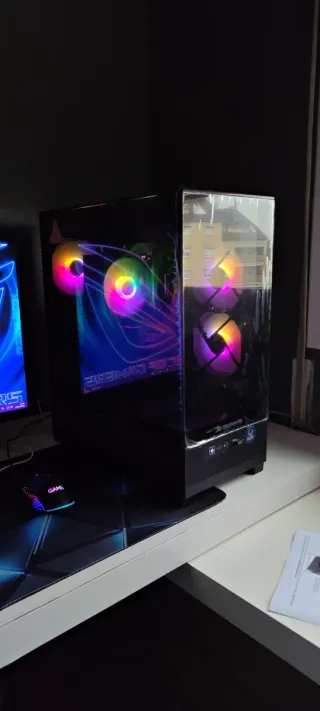 PC Setup Gaming Ultra 4K RTX 5060 16GB  Gama Alta