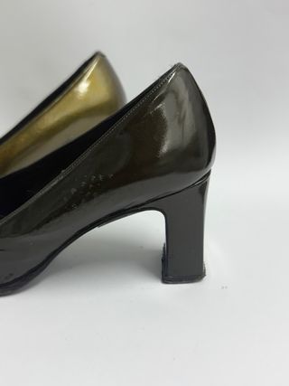 Tacones LUXAX verdes talla 37