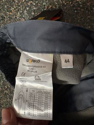 Pantalones de trabajo talla 44