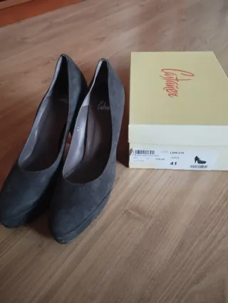 Zapatos Castañer Talla 41 Gris. Usados 1 vez.