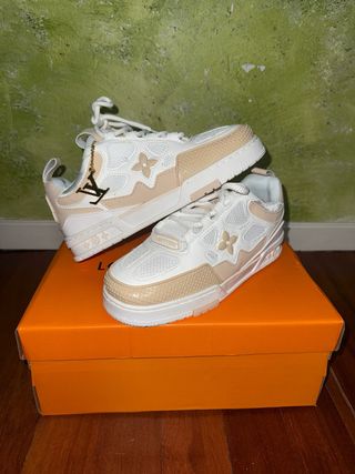 Zapatos Louis Vuitton Beige/Blanco Nuevos