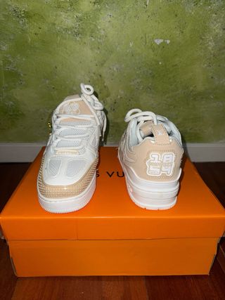 Zapatos Louis Vuitton Beige/Blanco Nuevos