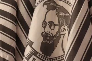 Capa antiadherente de peluquería.