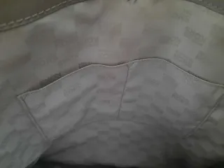 Bolso Michael Kors Gris con detalles dorados