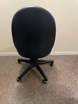 Silla de escritorio azul y negra