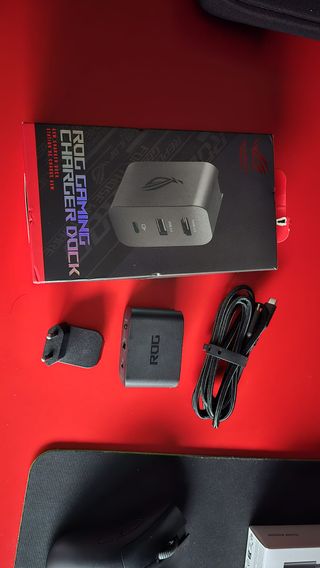 Cargador Asus ROG 65W para Xbox Ally