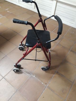 Andador para personas mayores.