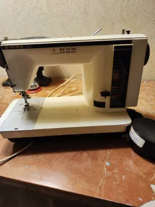 Máquina de coser Sigma 2000