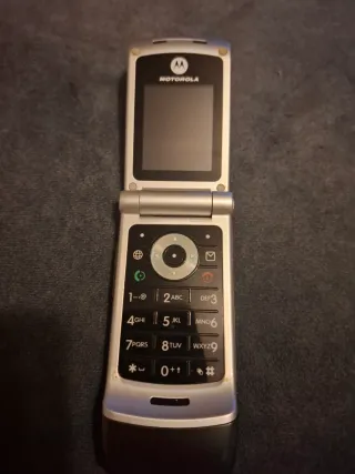 Motorola W377
