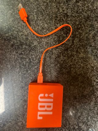 Altavoz JBL Go Essential Bluetooth