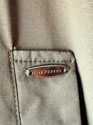 Abrigo verde militar