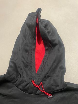 Sudadera deportiva Siux negra y roja
