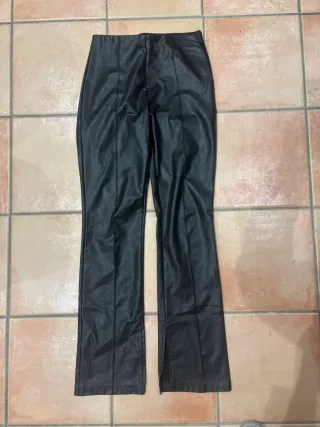 Pantalones de cuero negros