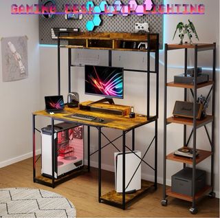 Mesa de escritorio con estantería