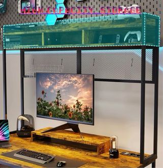 Mesa de escritorio con estantería