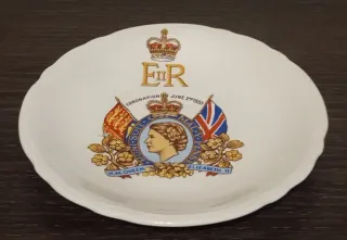 JUEGO DE TAZA+PLATILLO CONMEMORATIVO , ADAMS