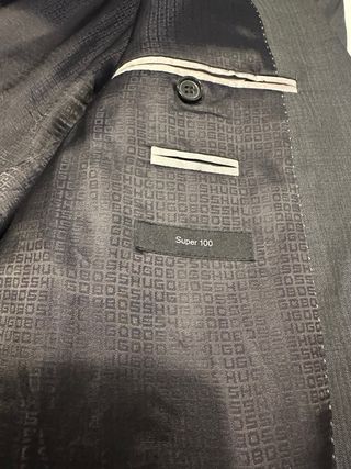 Traje Hugo Boss Gris