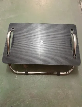 Reposapiés Escritorio Negro y Plata.