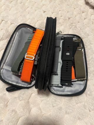 Apple Watch SE 2 + Cargador Anker + accesorios