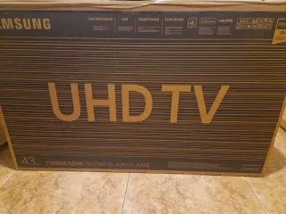 TV Samsung 43 Modelo UR43RU7105K
