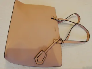 Bolso y neceser a juego LOVEVook Rosa. A estrenar.