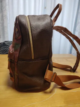 Mochila Harry Potter efecto piel.