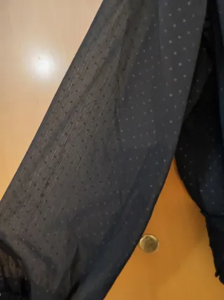 Camicia nera elasticizzata