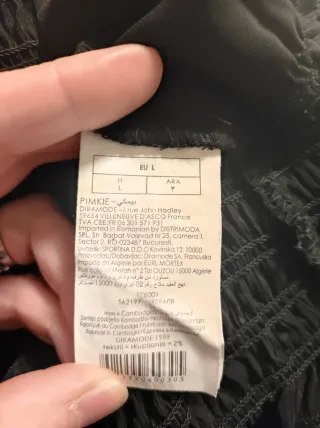 Camicia nera elasticizzata