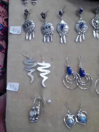 Pendientes y aros de plata con piedras semiprecios