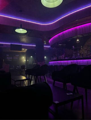 TRASPASO NEGOCIO LOUNGE - COTELERIA