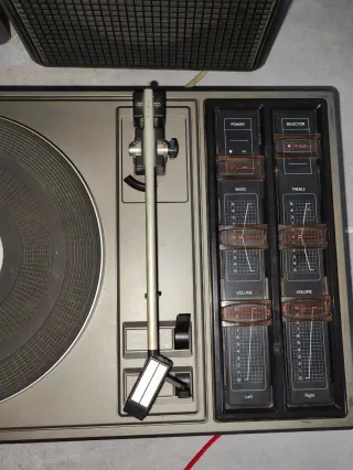 Tocadiscos Philips 461 Automático