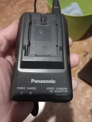 Cargador Panasonic VSK0581 Video Camera AC Adaptor