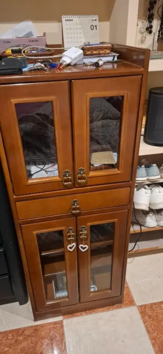 Mueble auxiliar madera y cristal