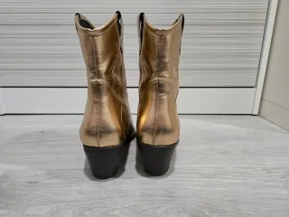 Botines dorados Sfera