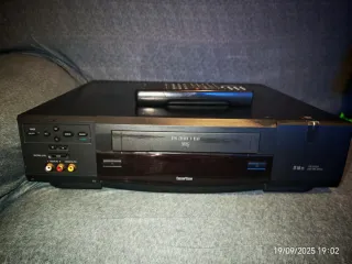 Videograbadora VHS Grundig con Mando