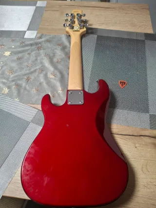 Guitarra Eléctrica Roja Infantil