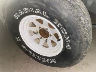 Llantas Nissan patrol Gr y60