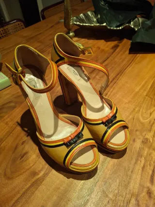 Sandalias Prada Tacon Ancho