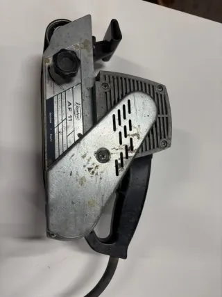 Lijadora de banda Virutex AF 11