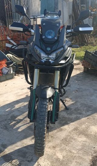 Estupenda Moto Rieju Aventura 500 Legend poco uso