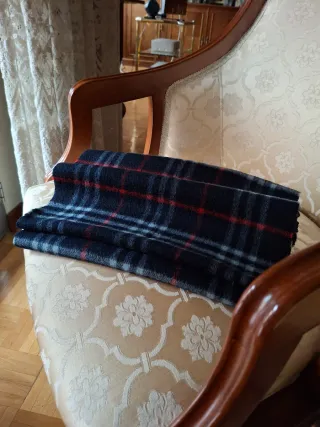 Bufanda Burberrys of London Azul/Rojo