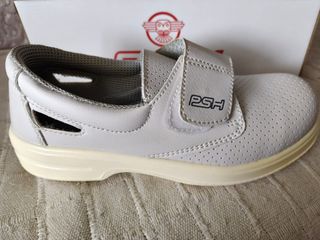 Zuecos PSH blancos
